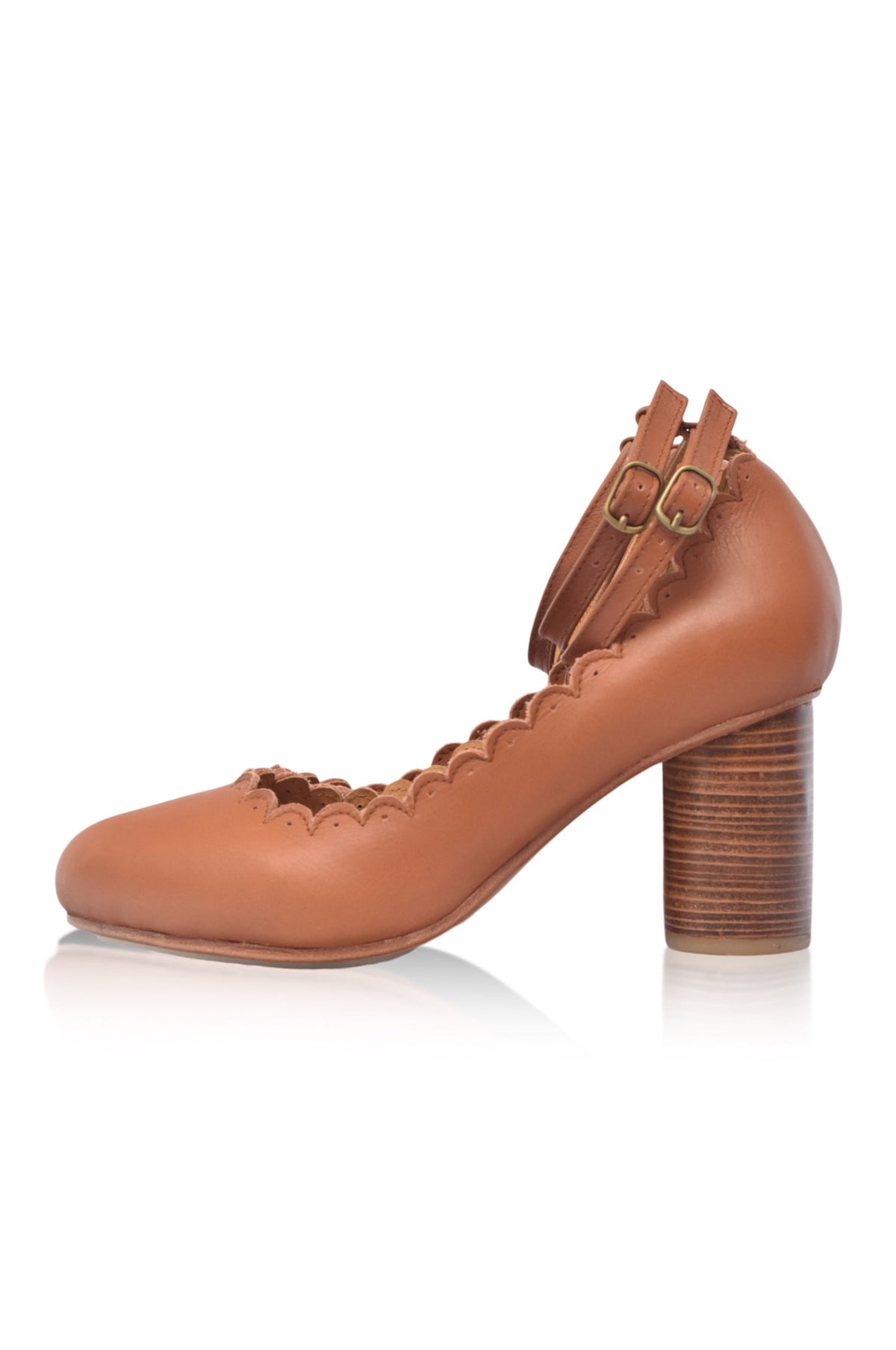 Hermosa Round Heel Leather Pumps-5