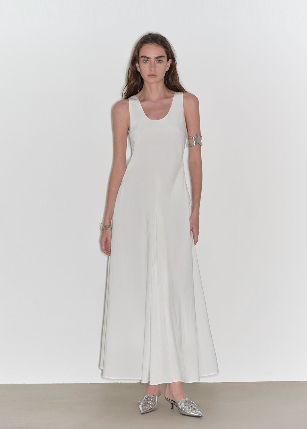 "Lake Bled" Simple and slim texture U-neck A-line slim fit vest dress-4