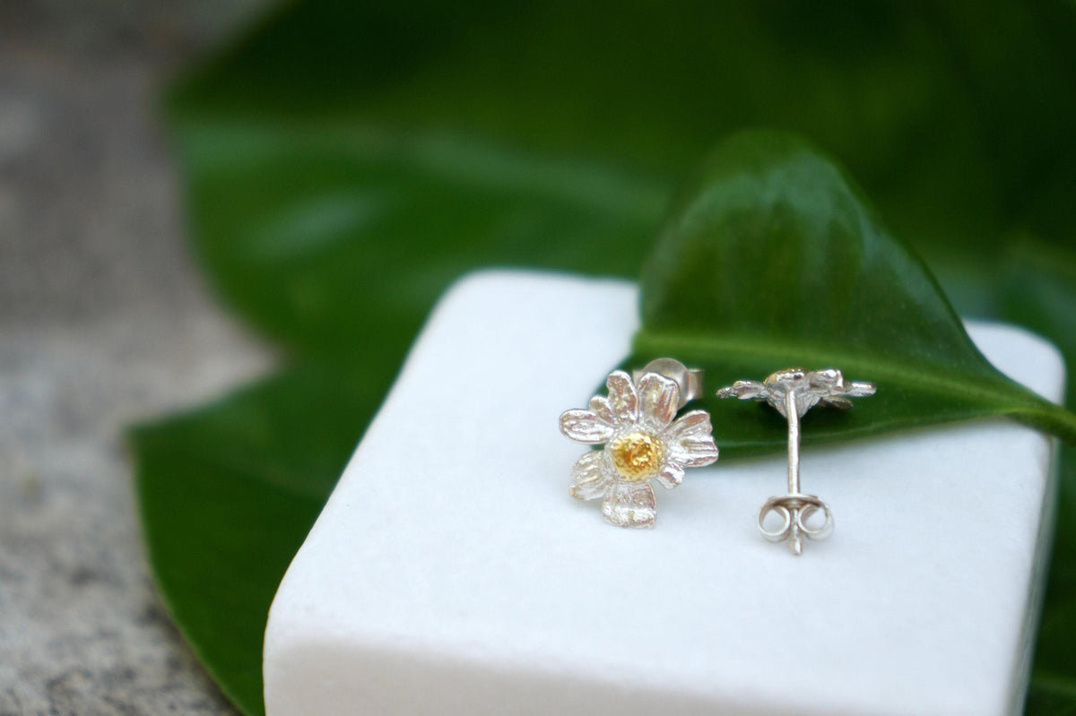 Stud Chamomile Earrings for women, 925 Sterling Silver Jewelry, Real Dainty flower - Symbolizes healing, patience, and attracting wealth-3