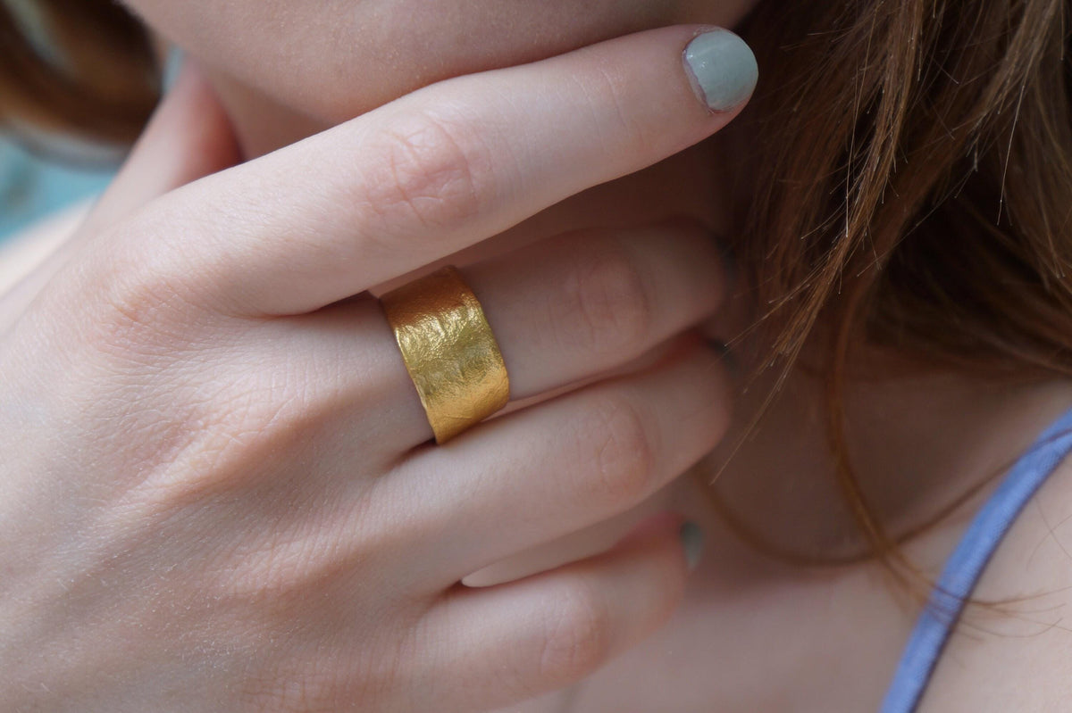 Real Olive Leaf Ring, Handmade Nature Jewelry, Organic Gold Band, Gift for Luck & Success, Eco Sustainable Brass-4